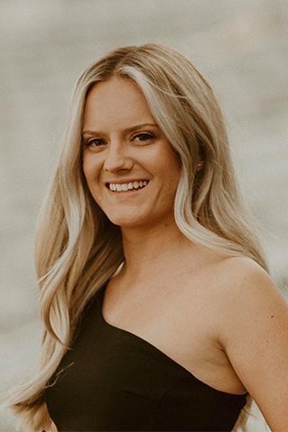 Melanie Perazzo Melanie Perazzo